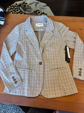 NWT Liverpool Women's Plaid Blazer in Beige and Taupe